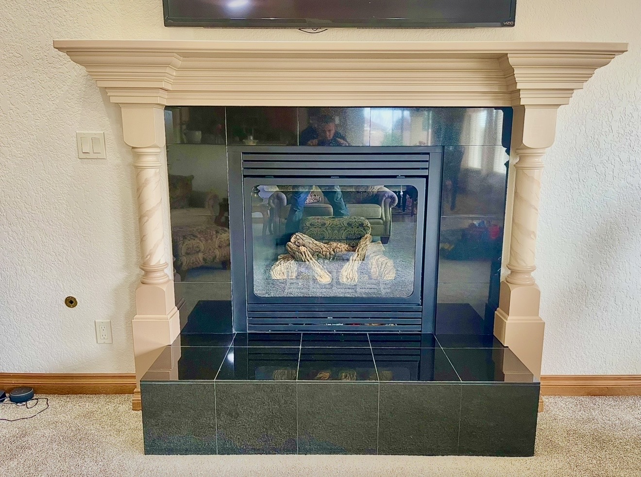 Fireplace mantle